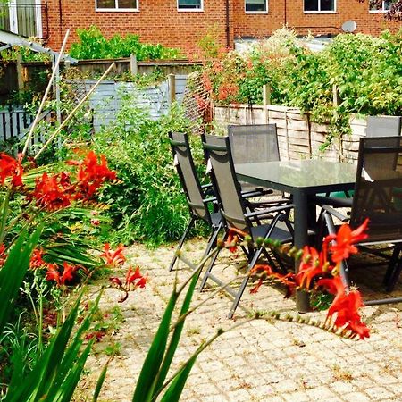 Bed and Breakfast Nightingale'S Loft Ашборн Экстерьер фото