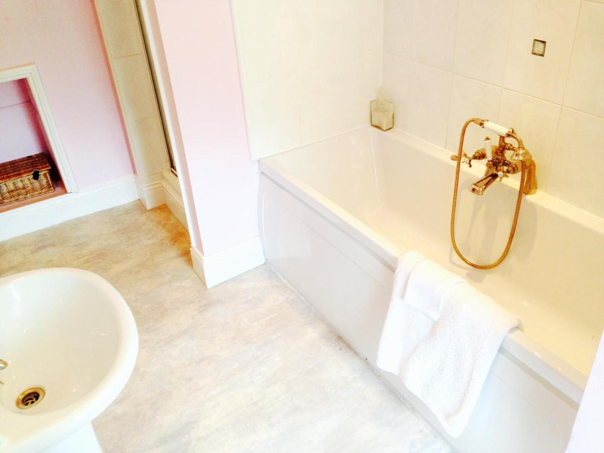 Bed and Breakfast Nightingale'S Loft Ашборн Экстерьер фото