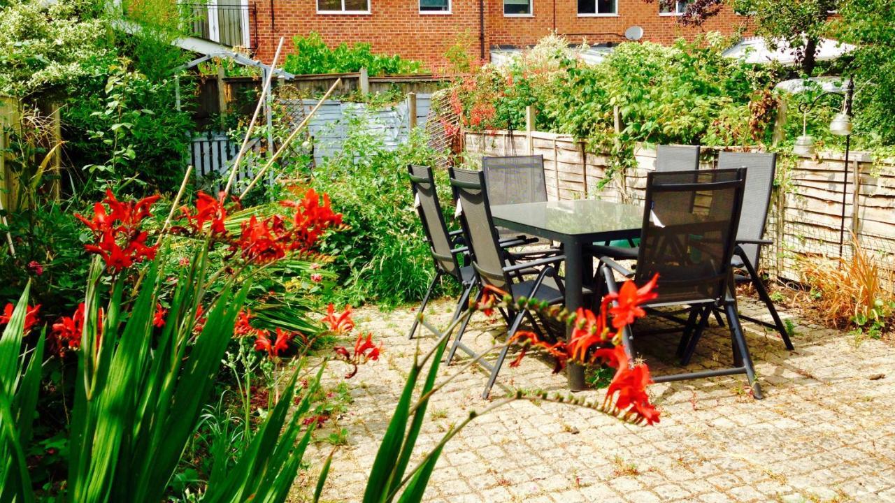Bed and Breakfast Nightingale'S Loft Ашборн Экстерьер фото